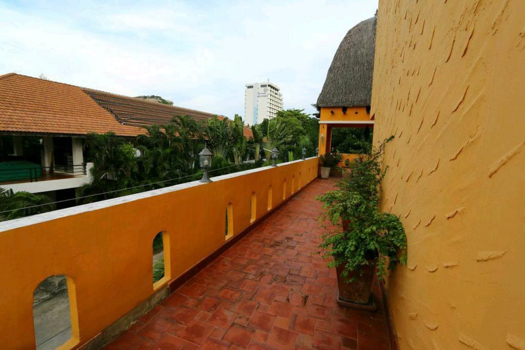 Riad Hua Hin Exterior photo