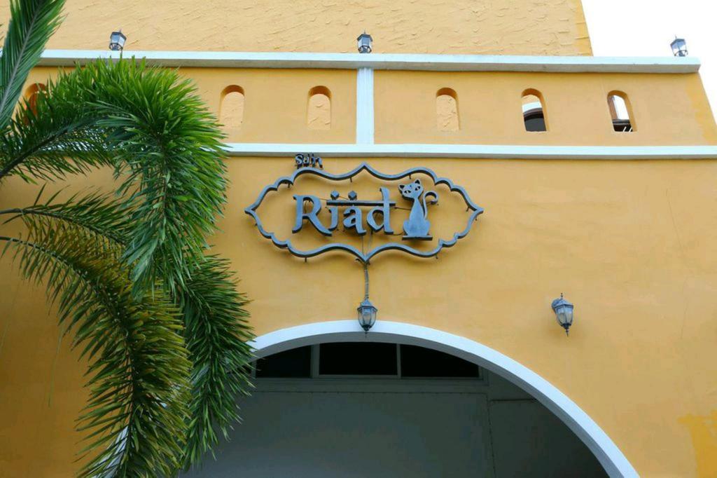 Riad Hua Hin Exterior photo