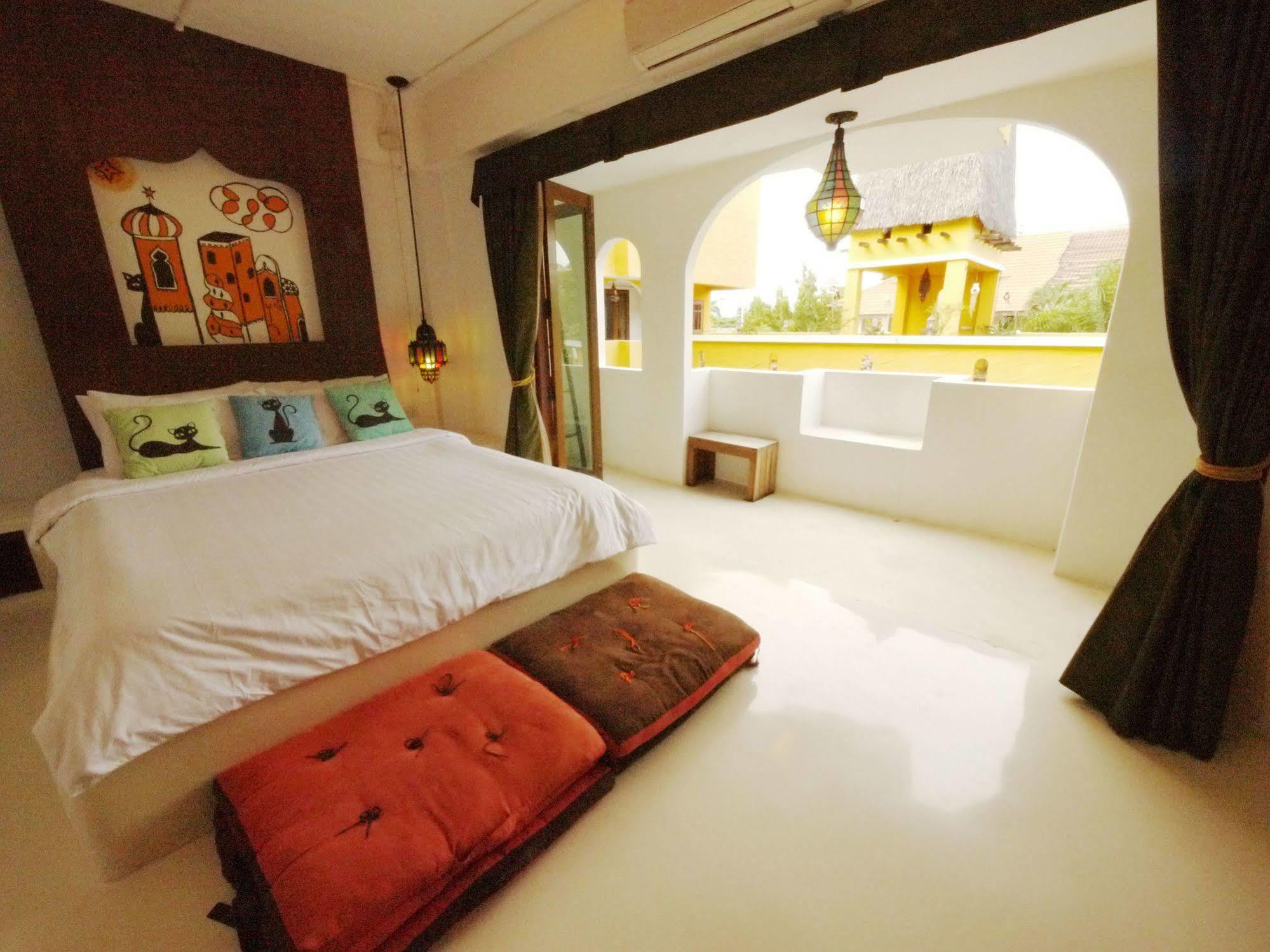 Riad Hua Hin Exterior photo